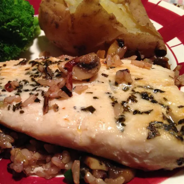 receta Mahi Mahi frit Avec champignons et riz sauvage