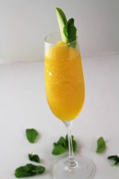 receta Bellini à la mangue surgelée