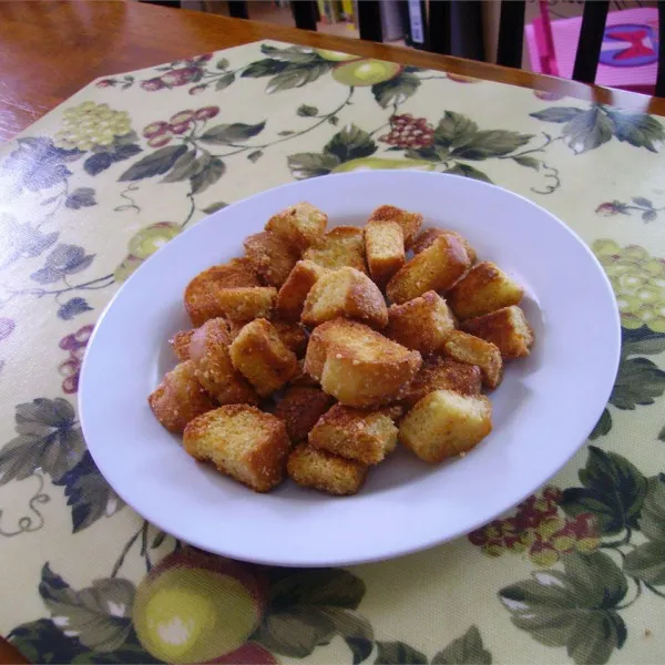 receta MEJORES Picatostes De Parmesano Y Ajo