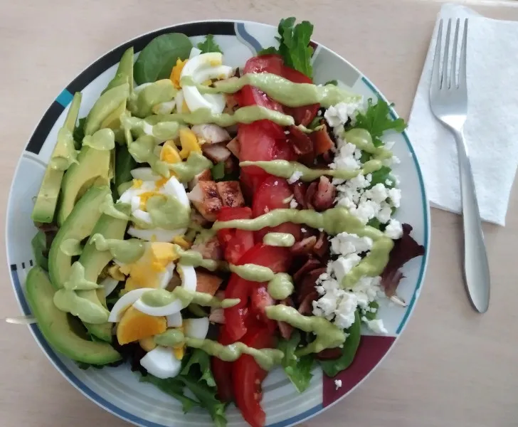 receta Mini Ensalada Cobb Con Aderezo De Aguacate