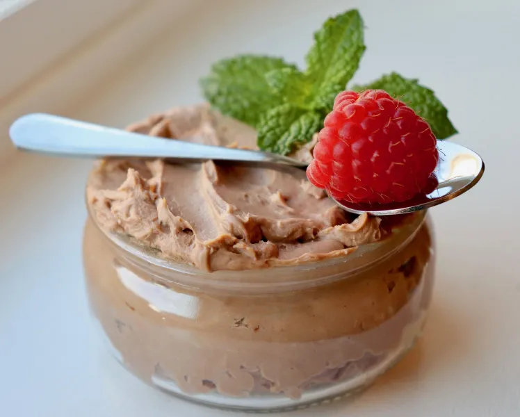 przepisy Easy Fake Chocolate Mousse