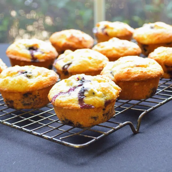 Przepis Chef John's Blueberry Muffins