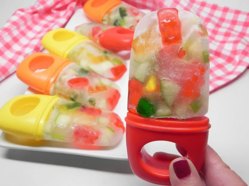 przepisy Gummy Fruit Popsicles