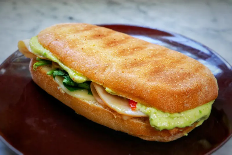 receta Panini Dinde Avocat