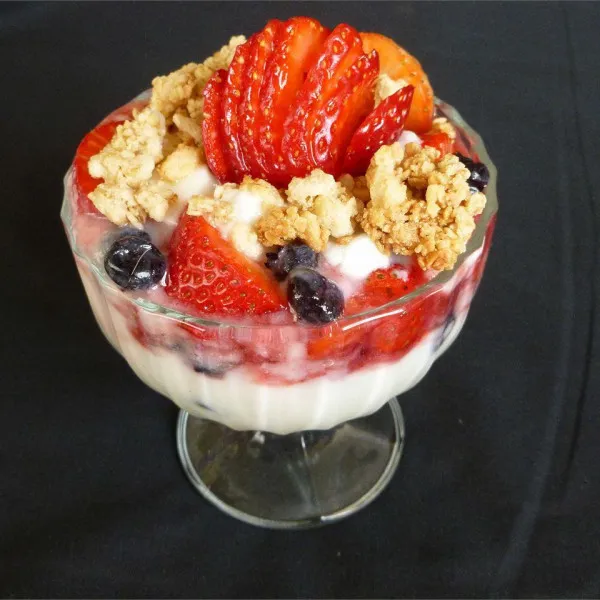 przepis Vanilla Berry Parfaits