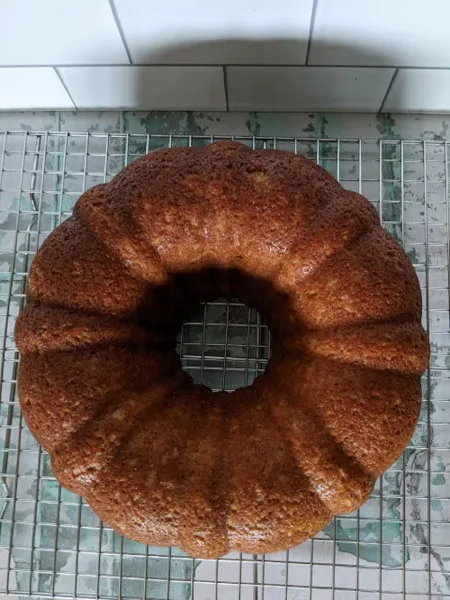 receta Pastel Bundt® De Suero De Leche Y Plátano Y Nueces