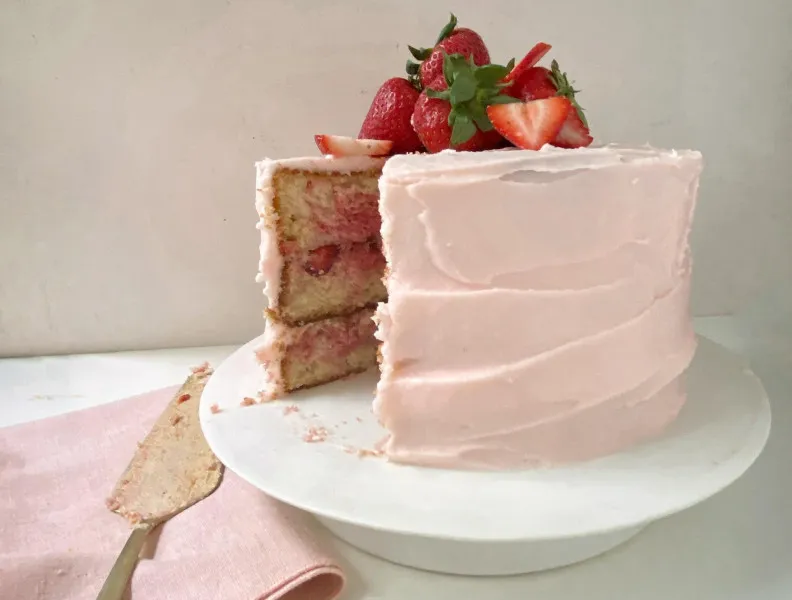 receta Gâteau marbré aux fraises fraîches