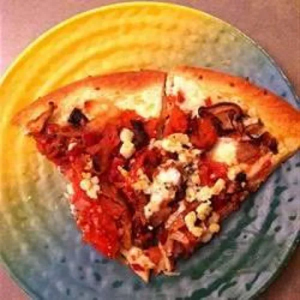 receta Pizza à croûte mince avec champignons rôtis et bacon fumé