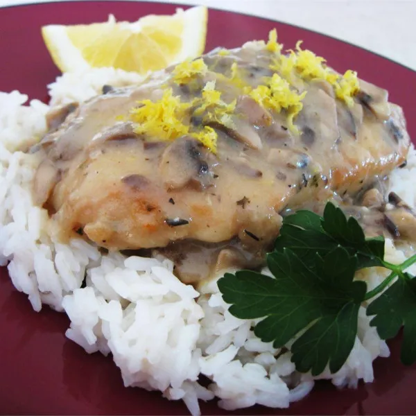 receta Poulet aux herbes avec champignons et citron