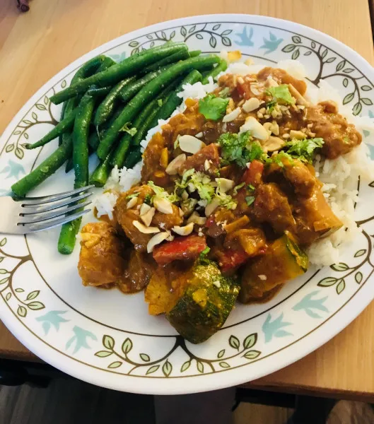 recette Curry de poulet aux cacahuètes du chef John's