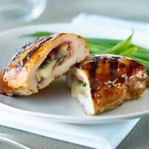 recetas Pollo Relleno De Brie Y Salvia