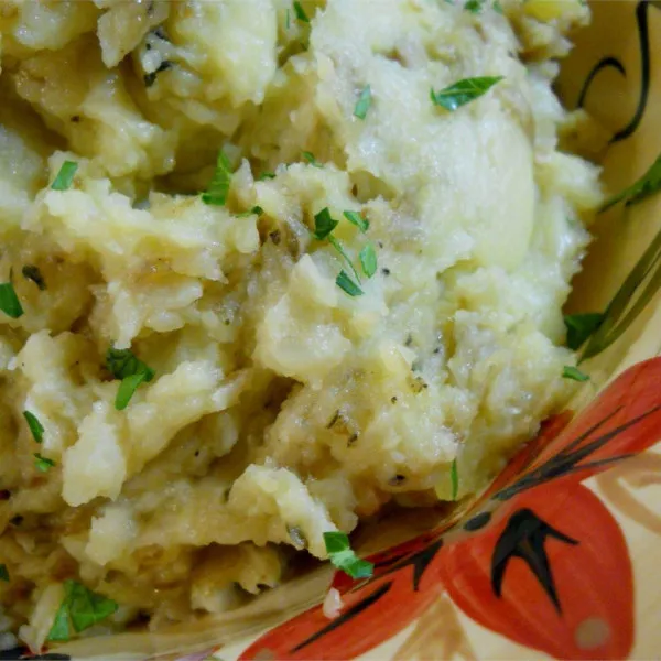 receta Purée de pommes de terre Yukon Gold aux échalotes rôties