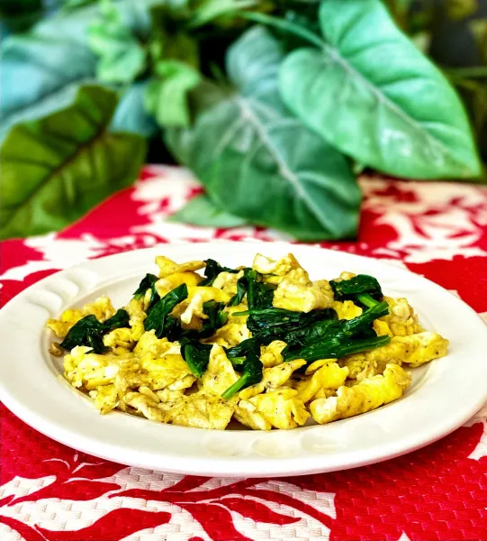 recepta Zdrowa Jajecznica Szpinakowo-Jajeczna Na Śniadanie