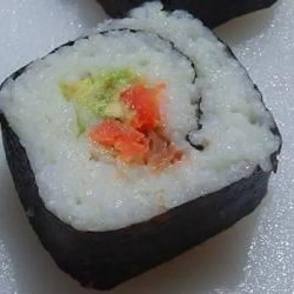 receta Rouleau de sushi au saumon fumé