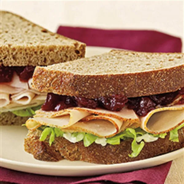 receta Sandwich à la dinde et aux canneberges de Thanksgiving