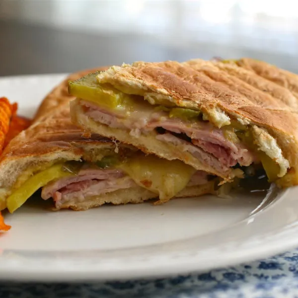 receta Sandwichs cubains à la dinde grillée