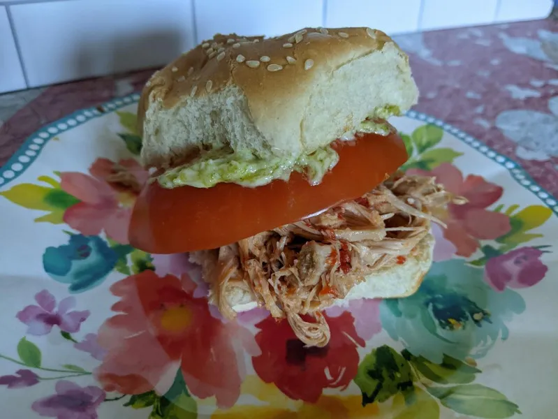 recetas Sándwiches De Pollo Deshebrado Con Mayonesa Al Pesto