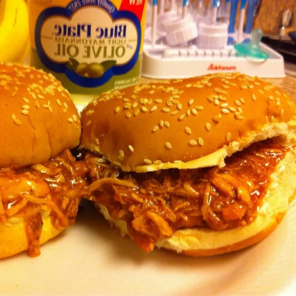 recetas Sándwiches De Pollo Tirados Dulces Y Picantes