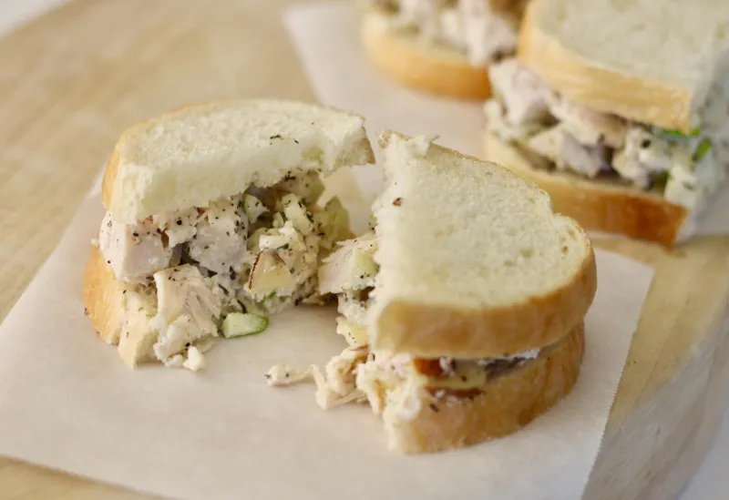 receta Sandwichs au thé à la salade de poulet