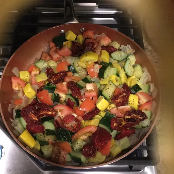 recepta Patelnia do dyni z pomidorami z cukinii