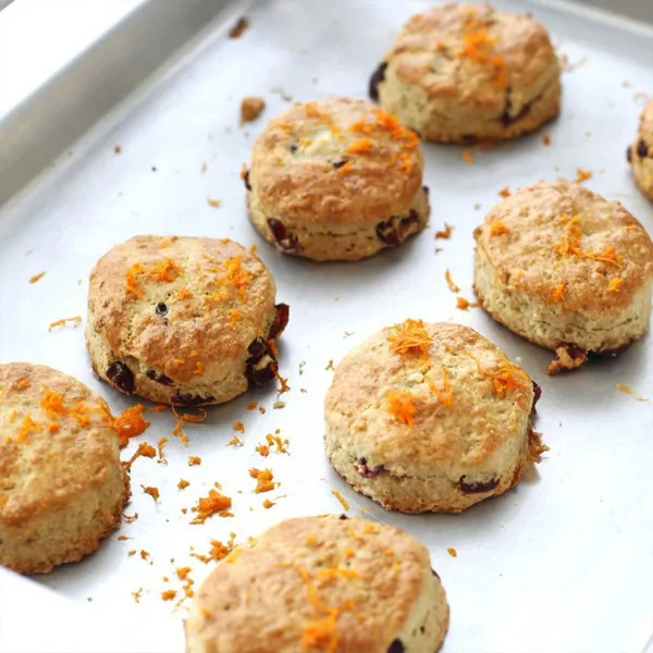 receta Scones à l'avoine, à l'orange et aux bleuets