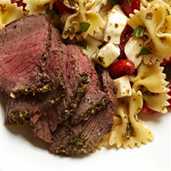 receta Filet de bison Caprese avec pâtes en nœud papillon