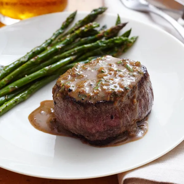 receta Filet de bœuf cuit au four avec sauce au pain aux herbes