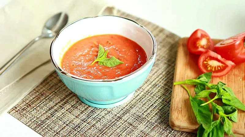 receta Soupe copieuse aux tomates rôties Chaud ou froid