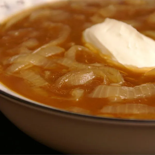 receta Soupe crémeuse à l'oignon