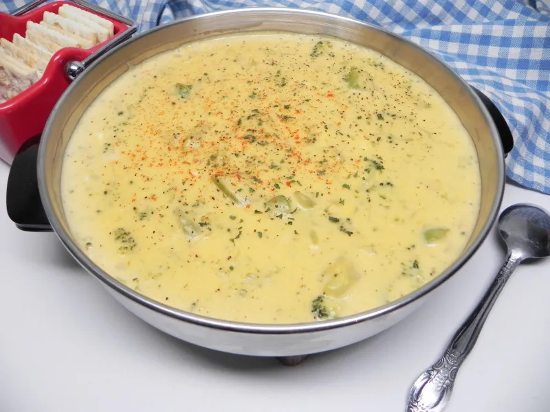 receta Soupe de brocoli au fromage à la mijoteuse