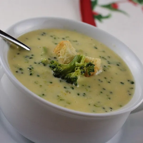 recette Soupe au brocoli et au fromage V
