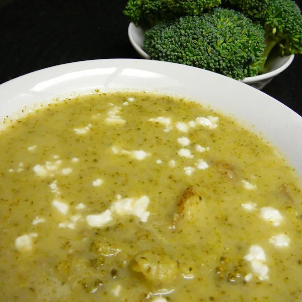 receta Sopa De Brócoli Y Stilton