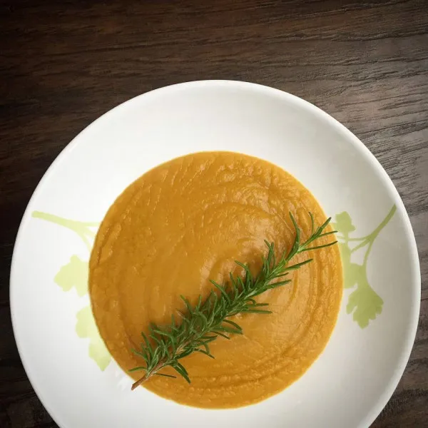 receta Soupe à la courge musquée Ternut Rôti au Romarin et à la Cannelle