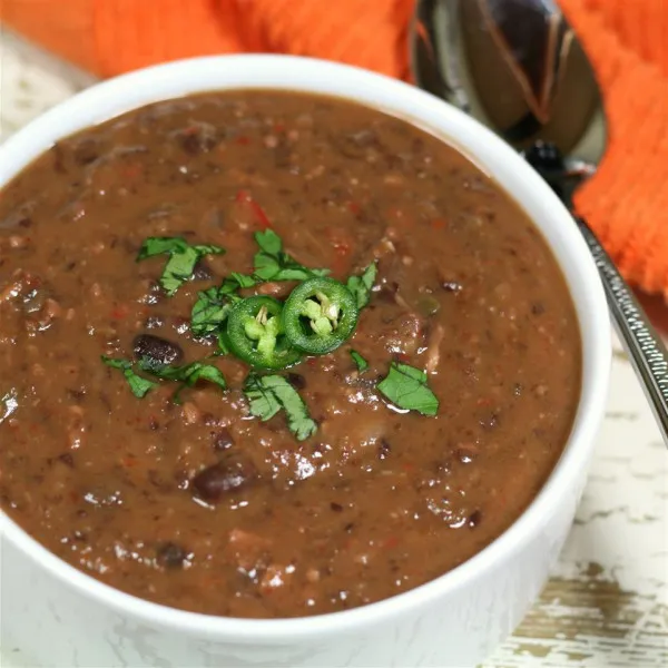 receta Soupe aux haricots noirs fumés