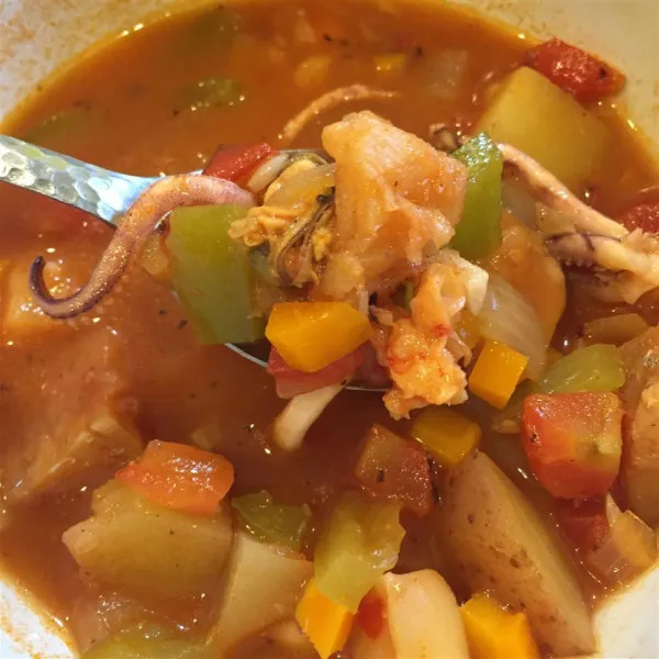 receta Sopa De Pescado De Las Bermudas