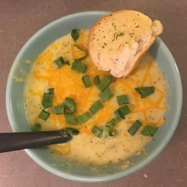 receta Sopa De Pollo Con Queso Y Brócoli