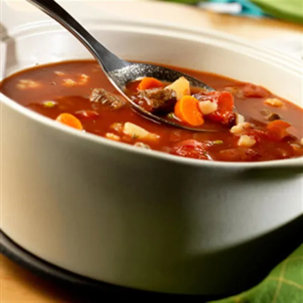 receta Sopa De Res Con Vegetales Salados De Swanson®