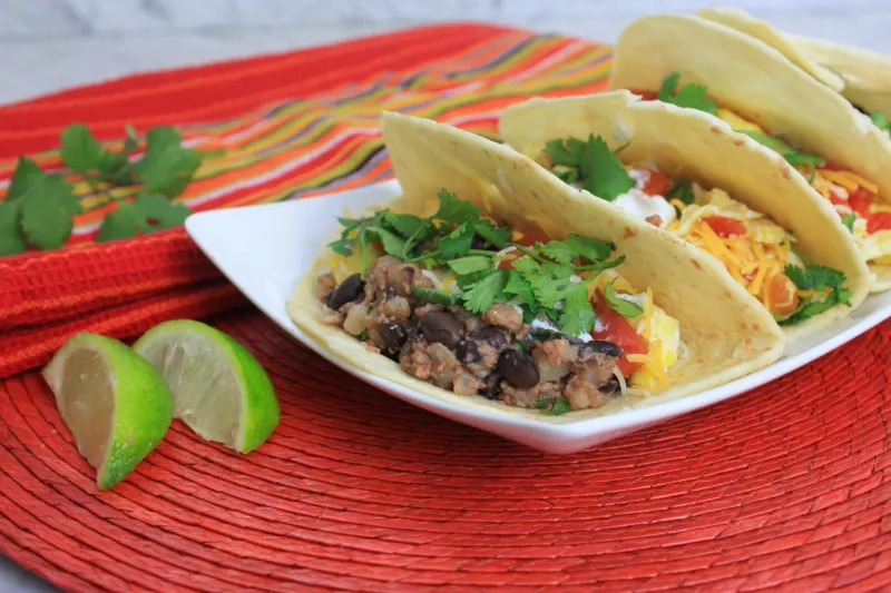 Przepis Peklowana wołowina Picadillo Tacos na śniadanie