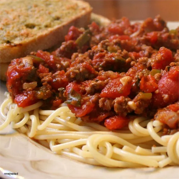 przepisy Dużo sosu do spaghetti z kiełbasą warzywną