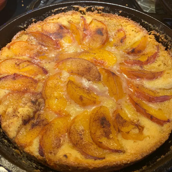 receta Cobbler From Peach and Walnut Dutch Oven